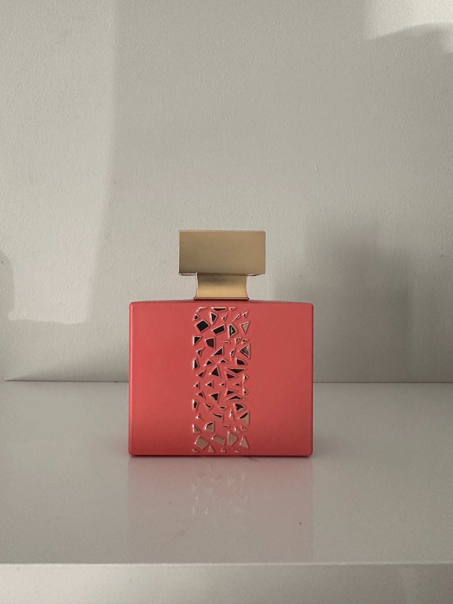 M.Micallef - Hypnotic Musk - Sample