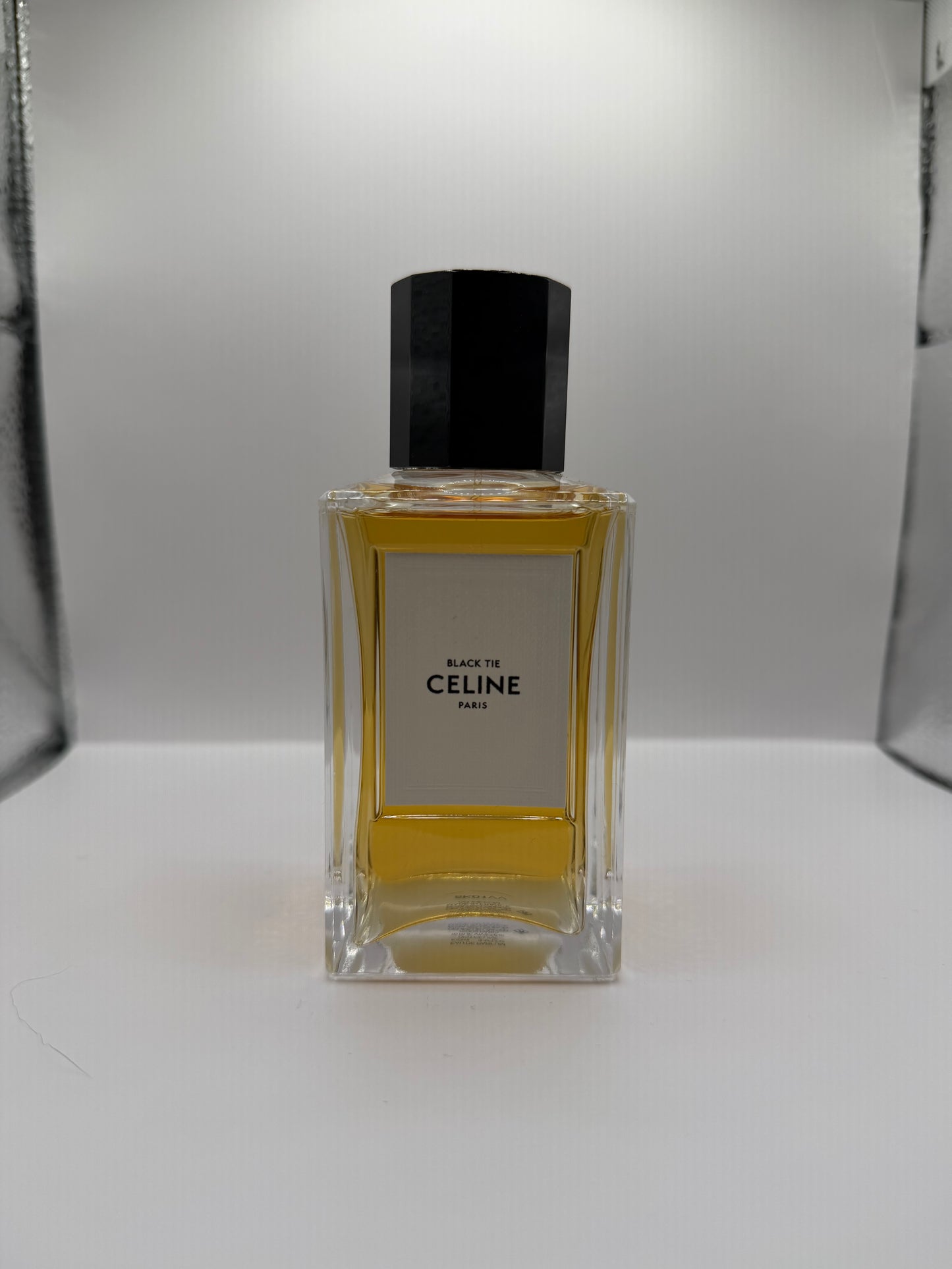 Celine - Black Tie - Sample